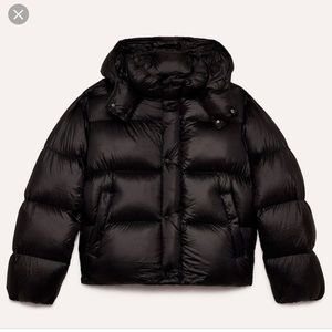 ISO Aritzia TNA Mega Puff Size XS or S Black
